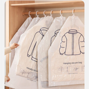 Hanging storage bag