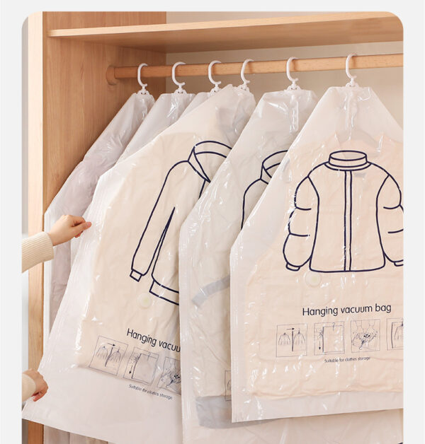 Hanging storage bag